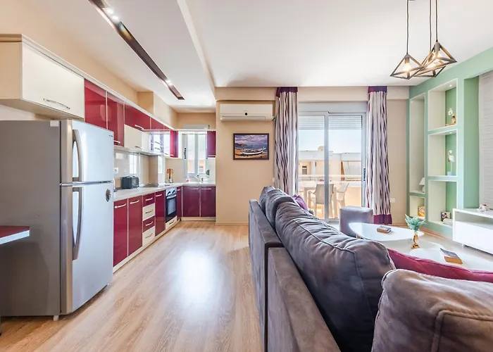 Belleview 3